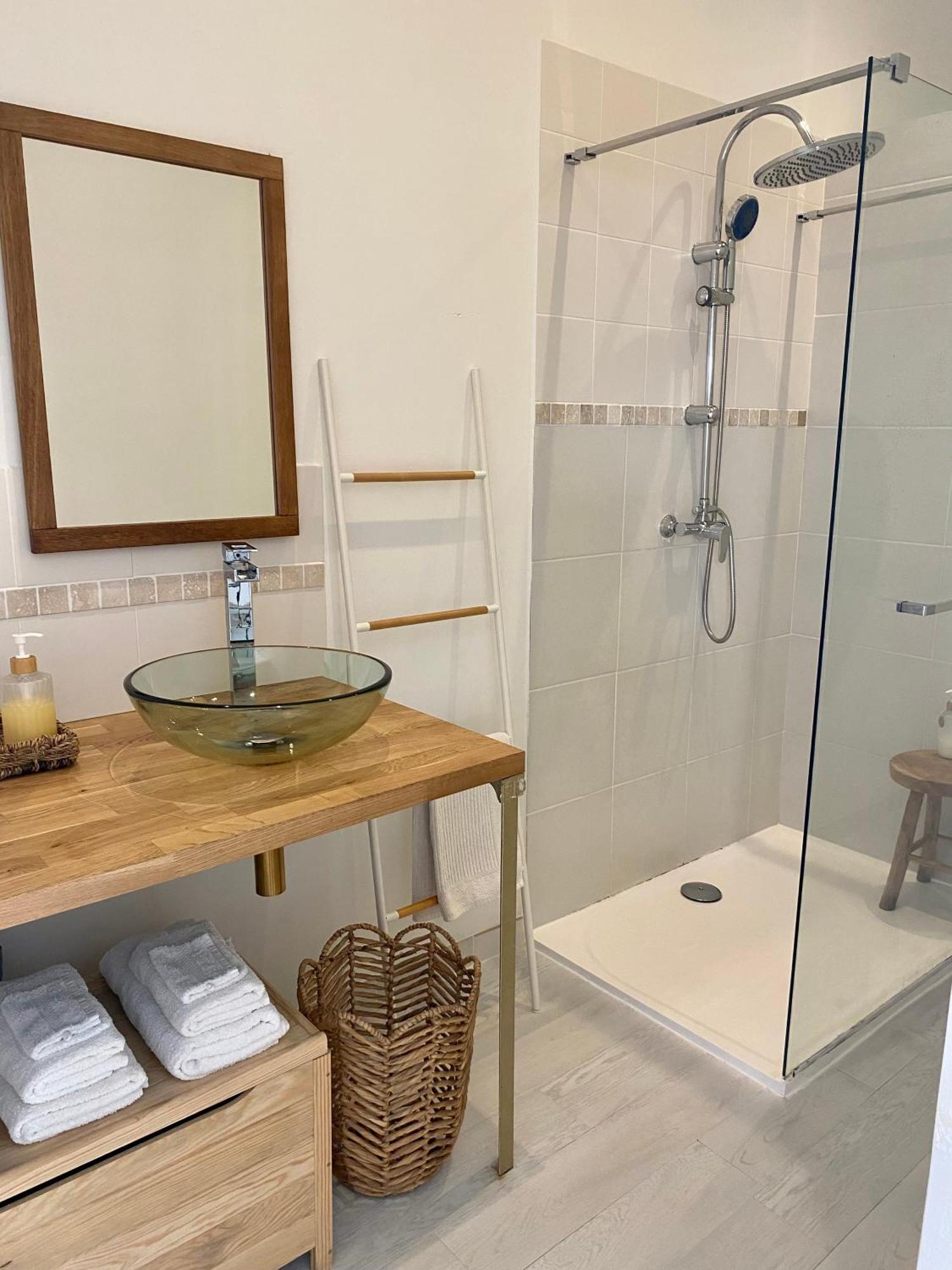 Dependance Privee A La Campagne Avec Spa Saint-Cirice Экстерьер фото